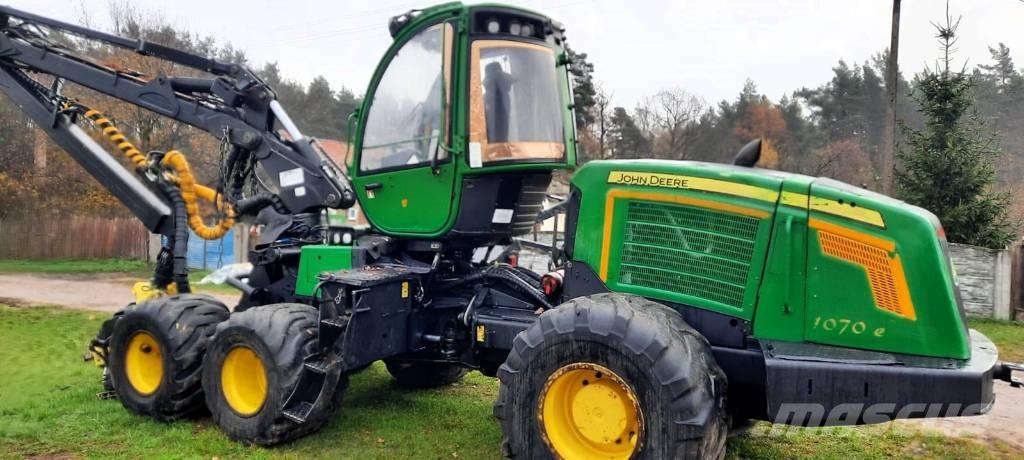 John Deere 1070 E Hogstmaskiner