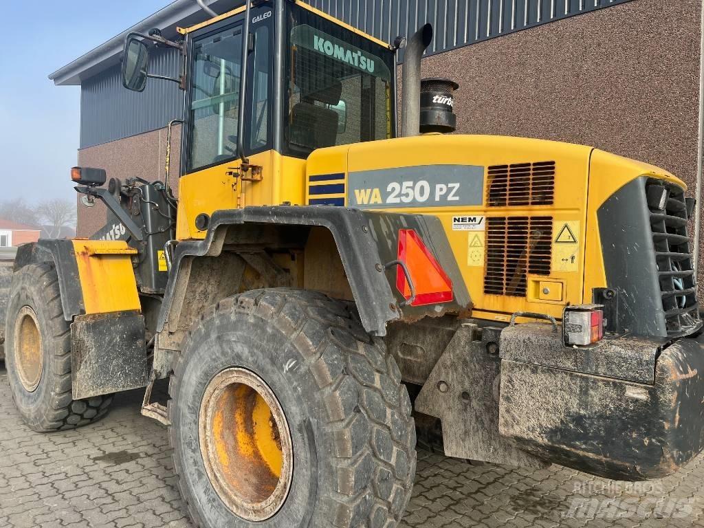 Komatsu WA 250 PZ-5 Hjullastere