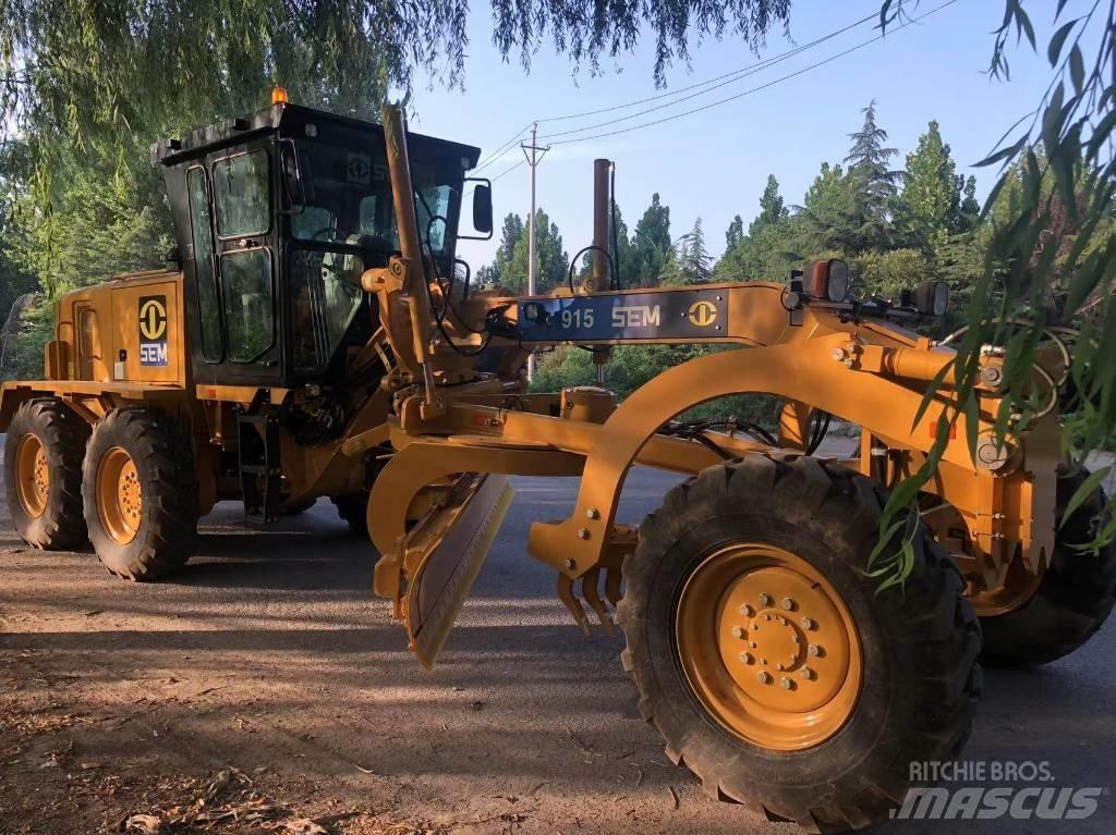 SEM 915 motor grader Veihøvler