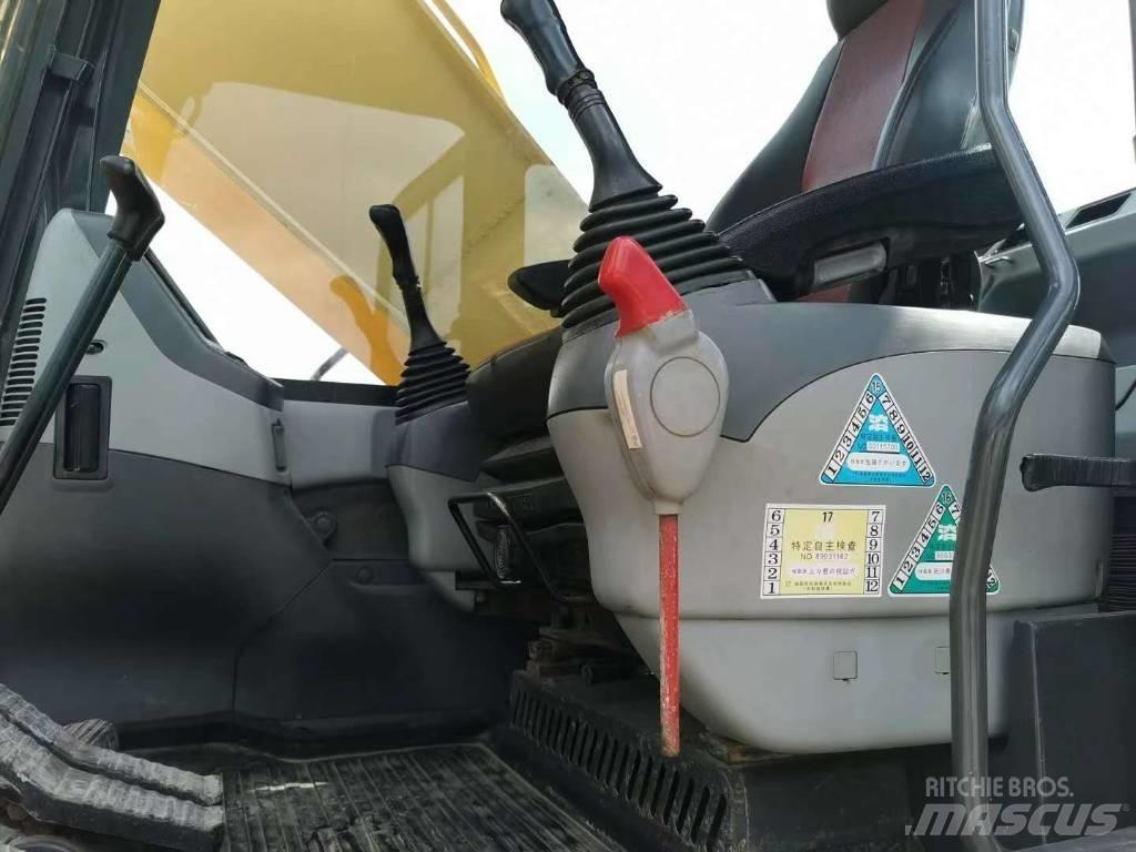 Komatsu PC 200 Beltegraver