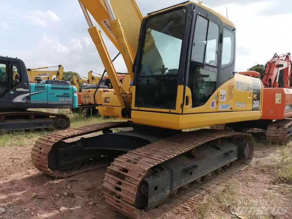 Komatsu PC 200 Beltegraver