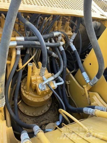 CAT 320 C Beltegraver