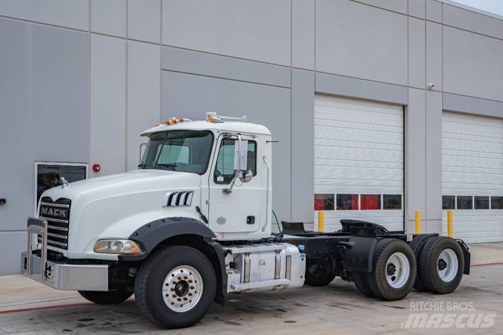 Mack Granite GU 813 Tippbil