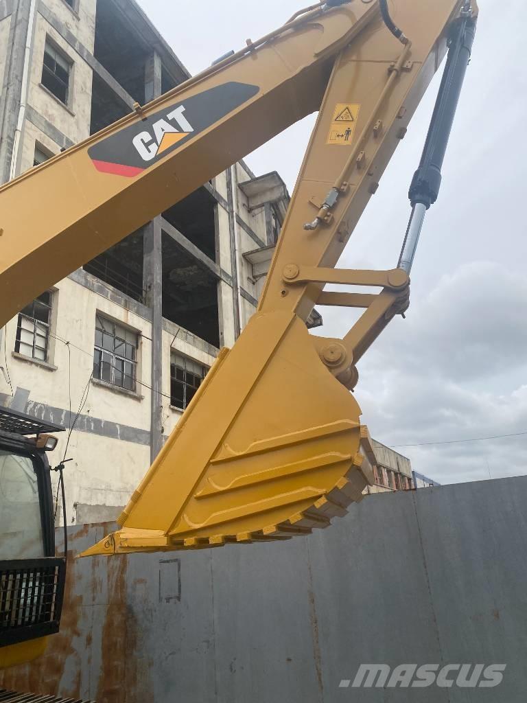 CAT 320 D Beltegraver