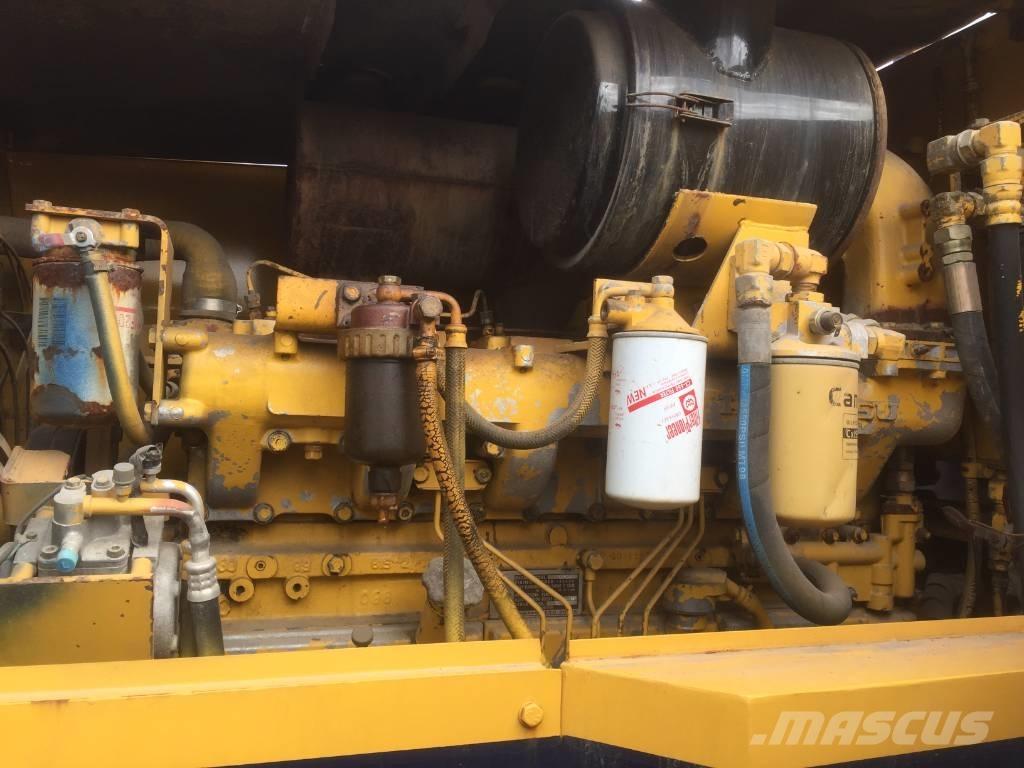 Komatsu GD 623 A Veihøvler