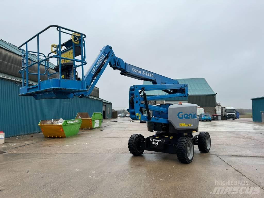 Genie Z 45/25 XC Leddede bomlifter
