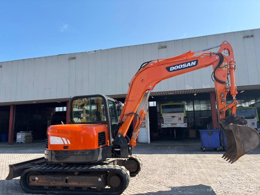 Doosan DX 80 R Midigravere 7 - 12t