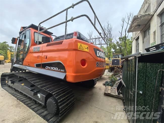Doosan DX 300 LC Beltegraver