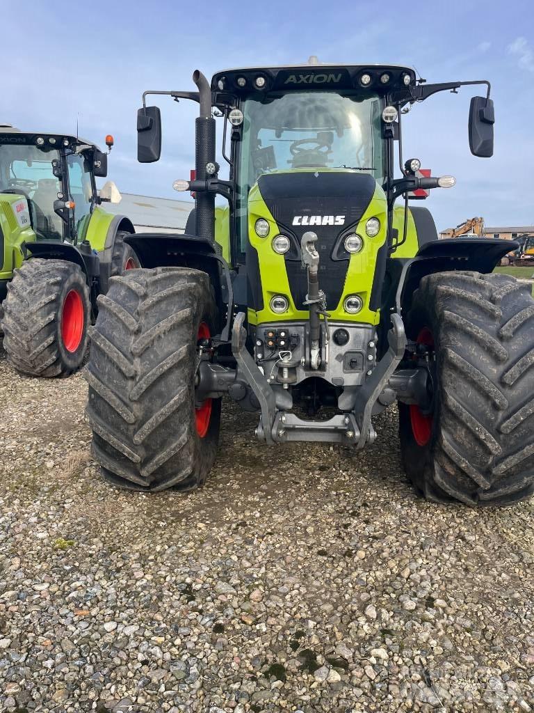 CLAAS AXION 870 Traktorer