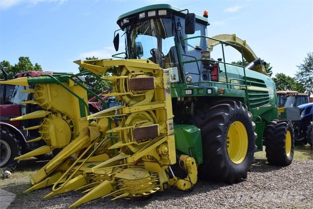 John Deere 7400 Selvdrevne fôrhøstere