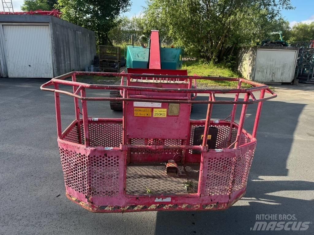 Aichi SR 182 Teleskop bomlifter