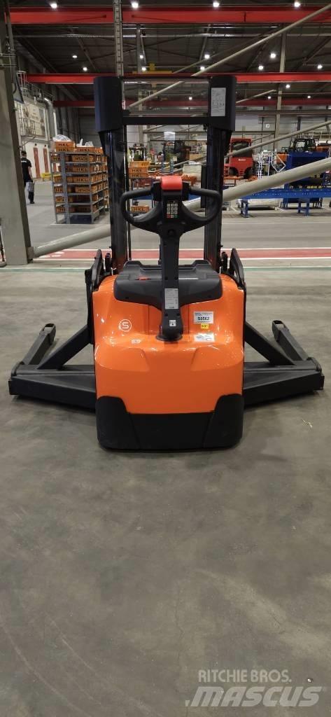 Toyota SWE140S Ledestablere