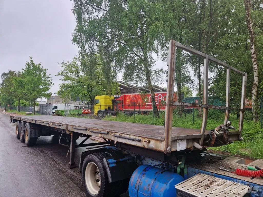 LAG 0-3-39 Planhengere semi