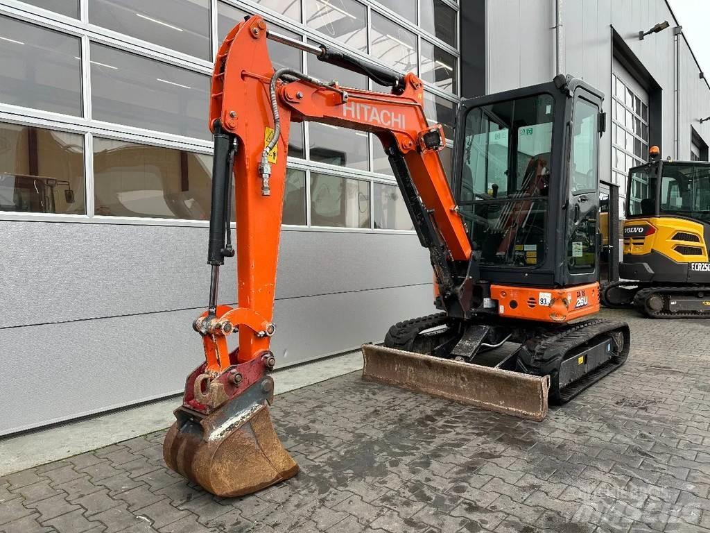 Hitachi ZX26U-6 CR Minigravere <7t