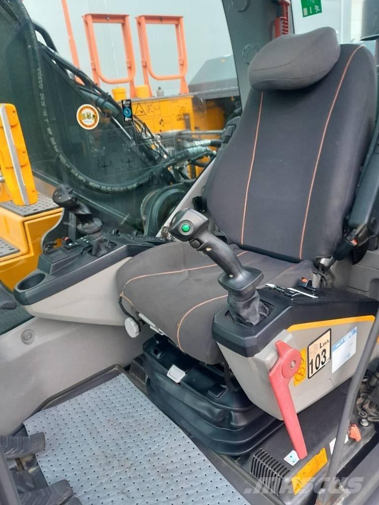 Volvo EC250EL Beltegraver