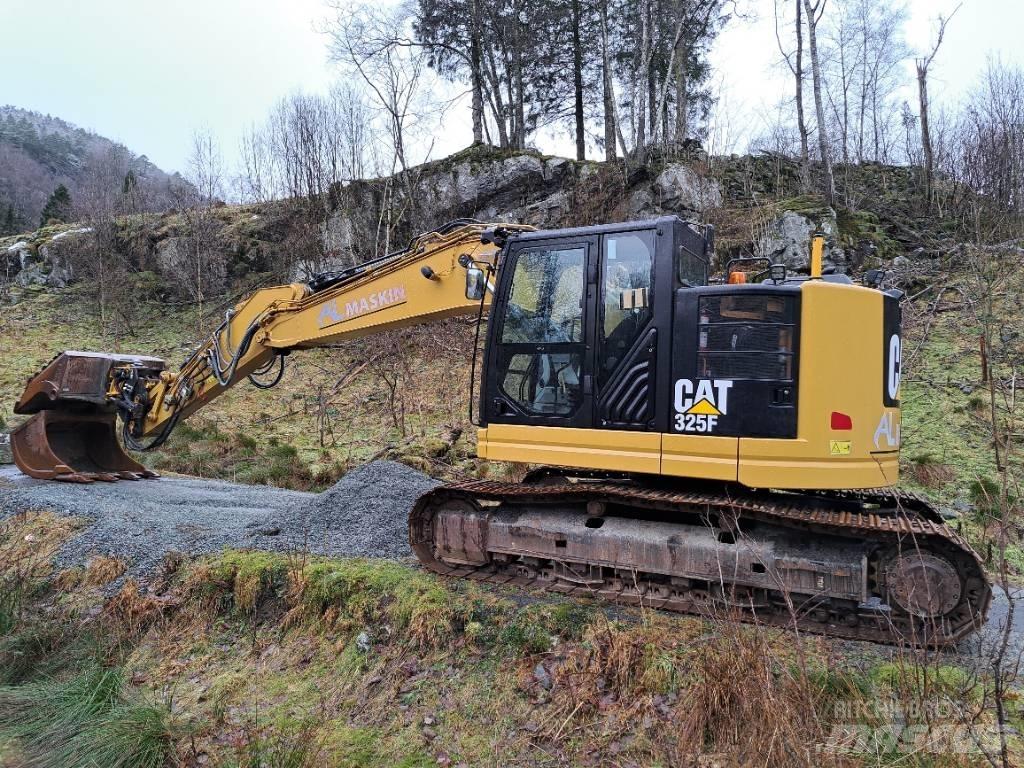 CAT 325 FL CR Beltegraver