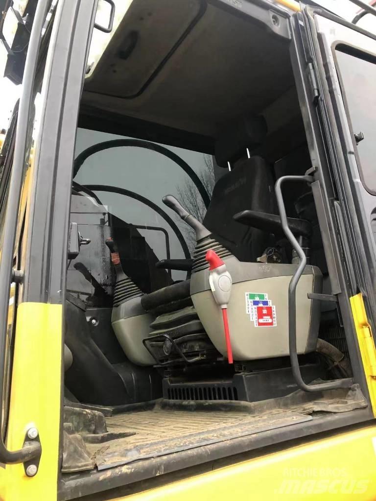 Komatsu PC 210 LC Beltegraver