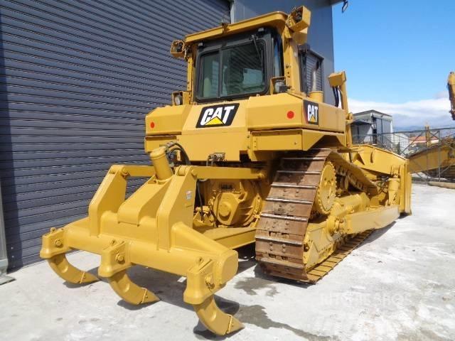 CAT D 6 T XL Bulldosere