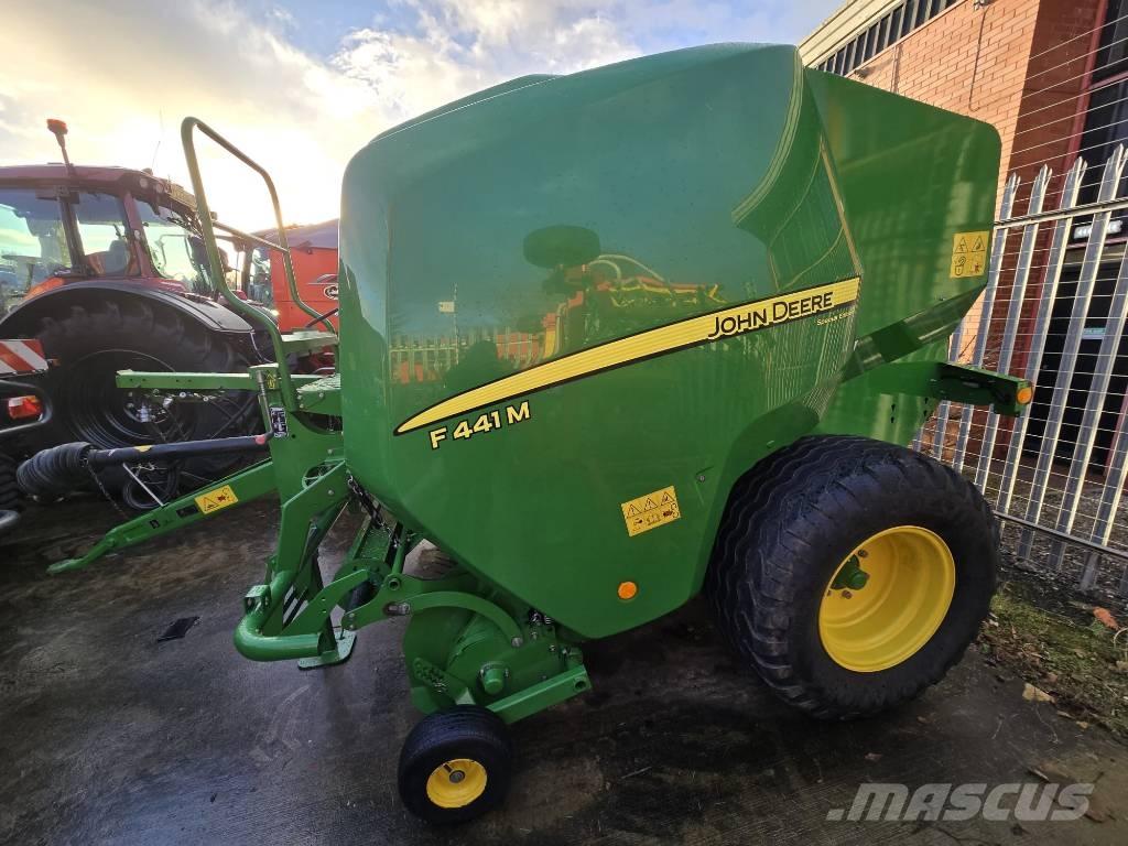 John Deere F441 M Rundballepresser