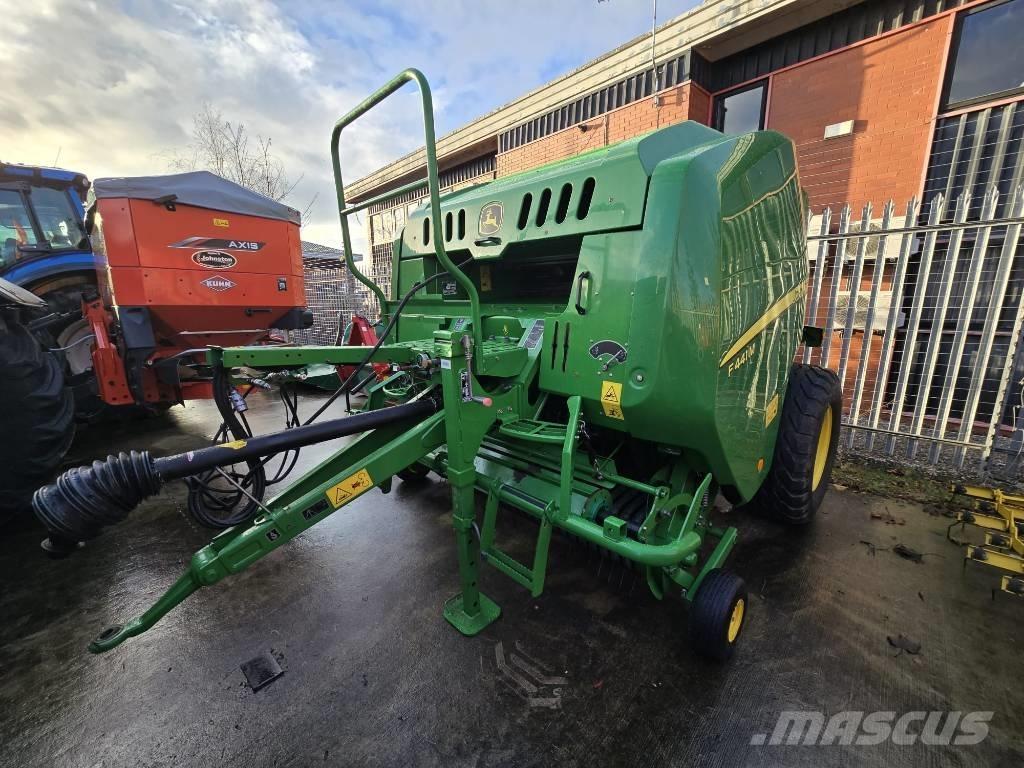 John Deere F441 M Rundballepresser