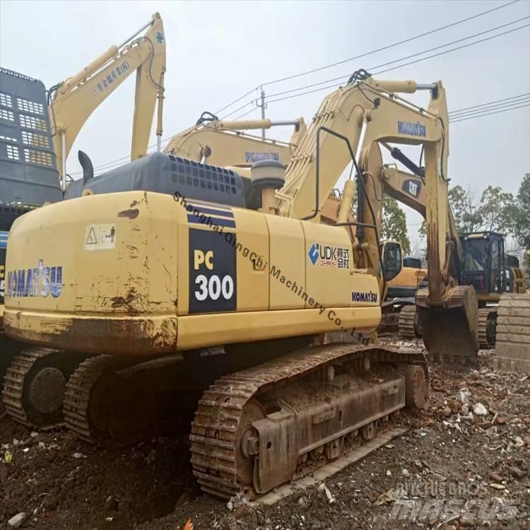 Komatsu 300 Beltegraver