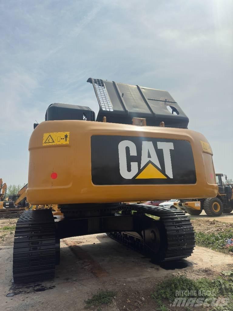 CAT 330 D2 Beltegraver