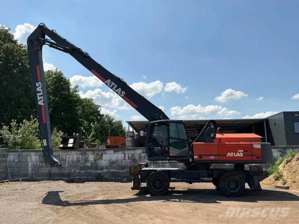 Atlas 350 MH Gravemaskiner for avfallshåndtering