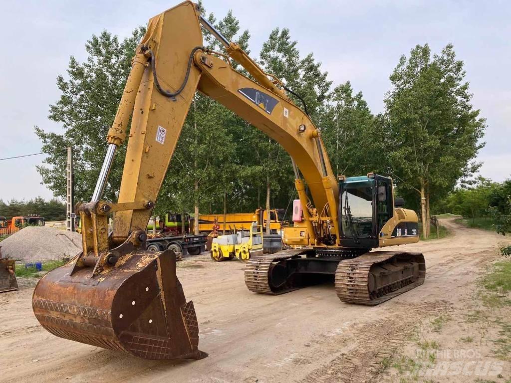 CAT 330CL Beltegraver