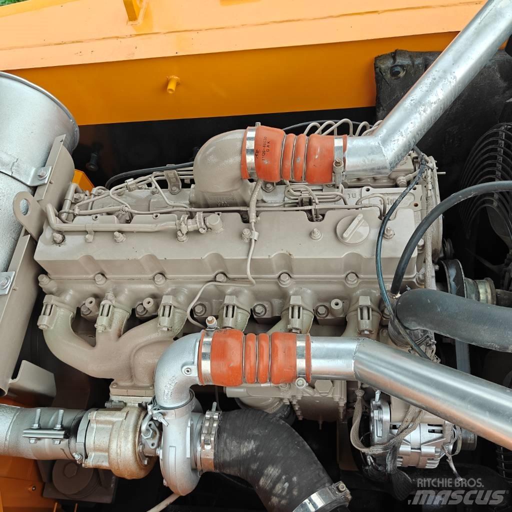 Hyundai 305-9T Beltegraver