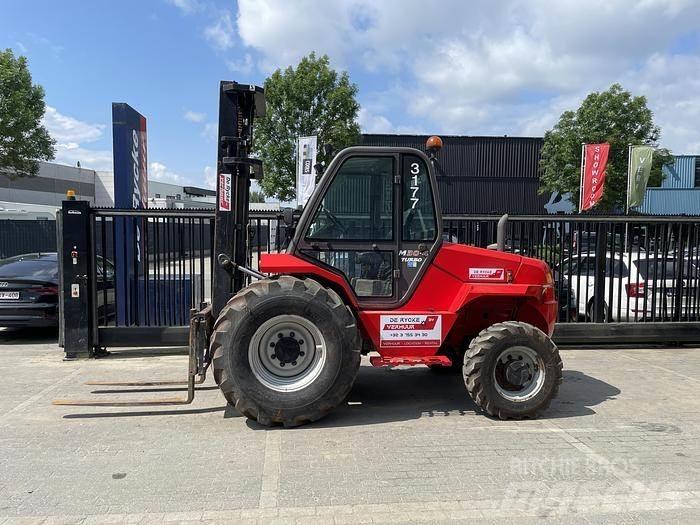 Manitou M30-4 Terrenggående gaffeltruck