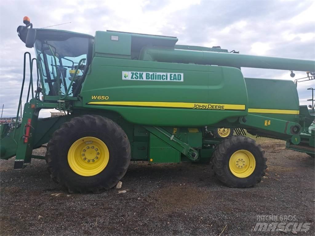 John Deere W650 Skurtreskere