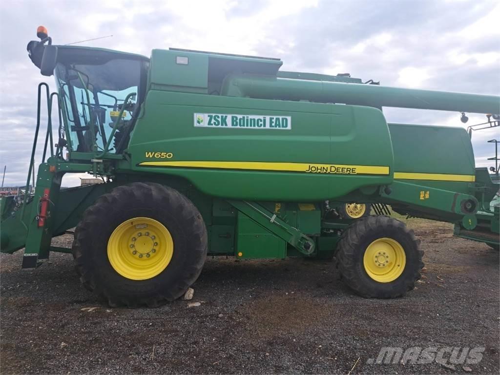 John Deere W650 Skurtreskere
