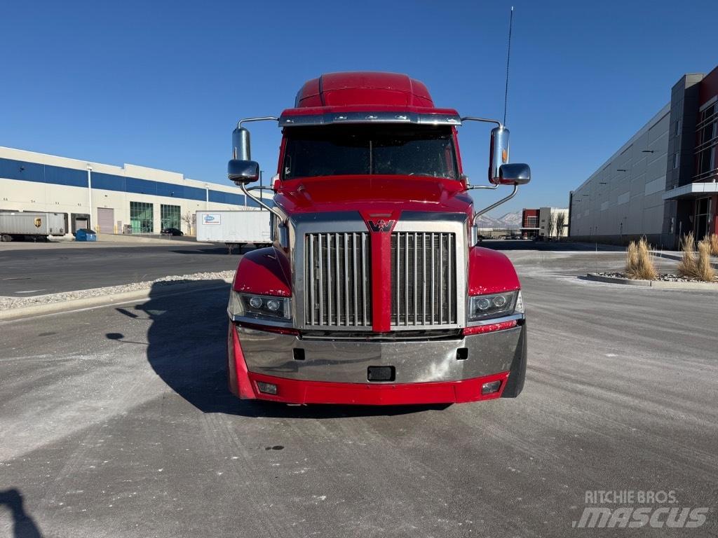 Western Star 5700 XE Trekkvogner