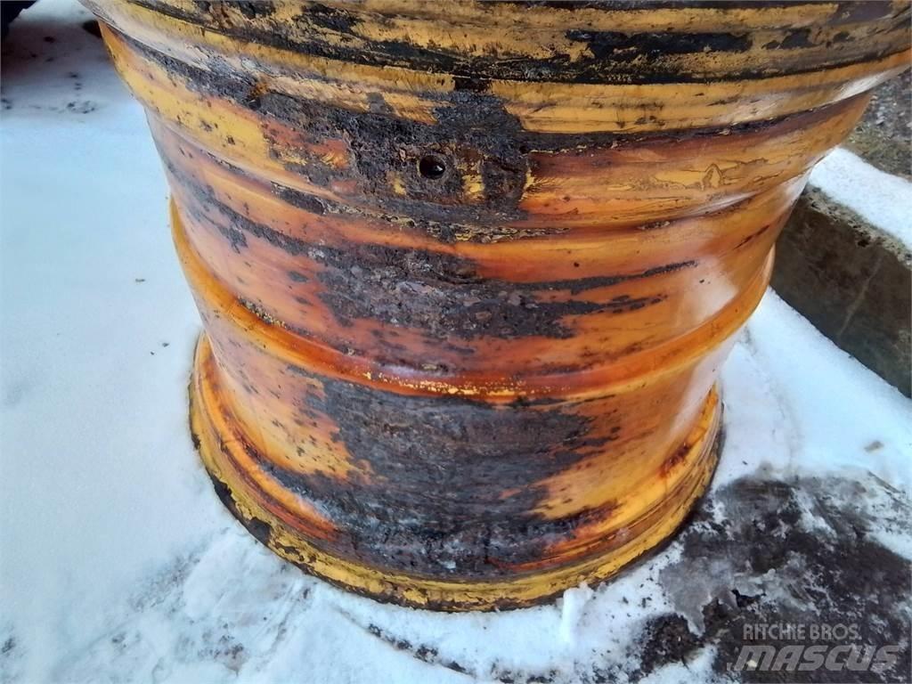 Rottne H20 24x30,5 Dekk, hjul og felger