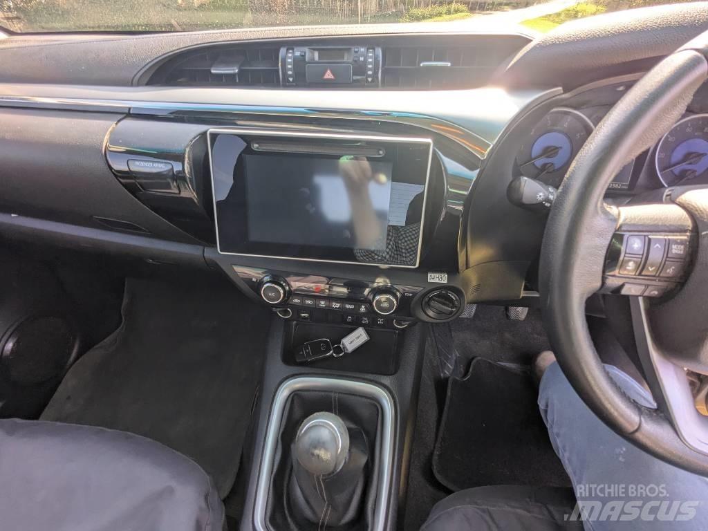 Toyota Hilux Pickup/planbiler