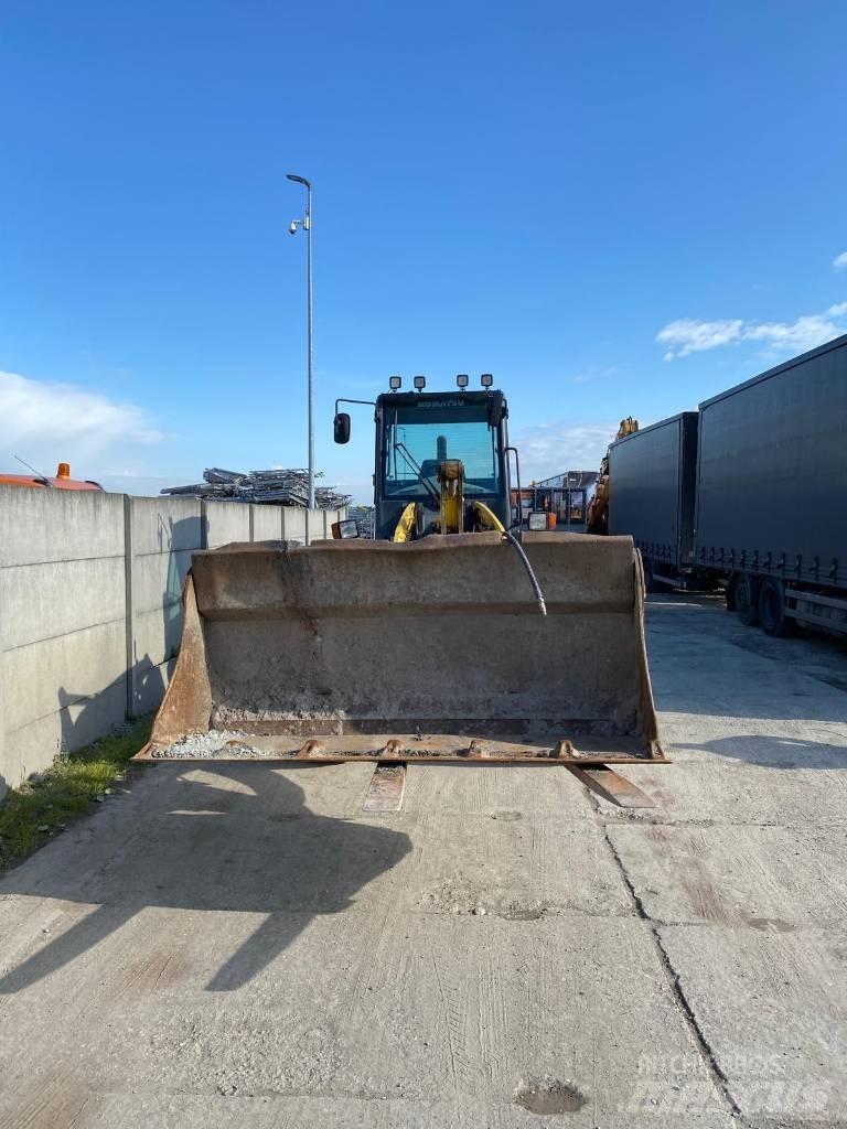 Komatsu WA 100 M-5 Hjullastere