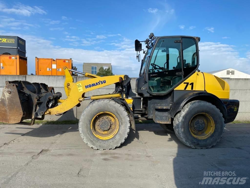 Komatsu WA 100 M-5 Hjullastere