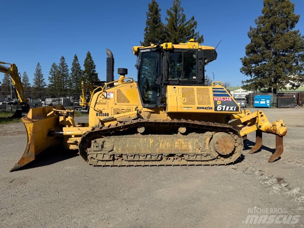 Komatsu D61EXi-24 Dozere Beltegående