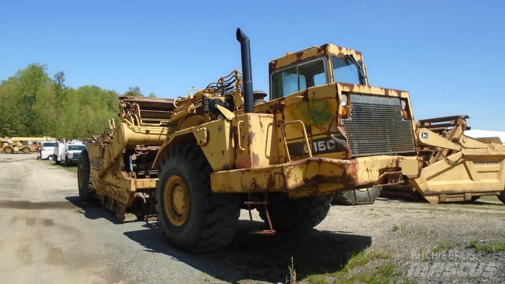 CAT 615 C Veiskrape