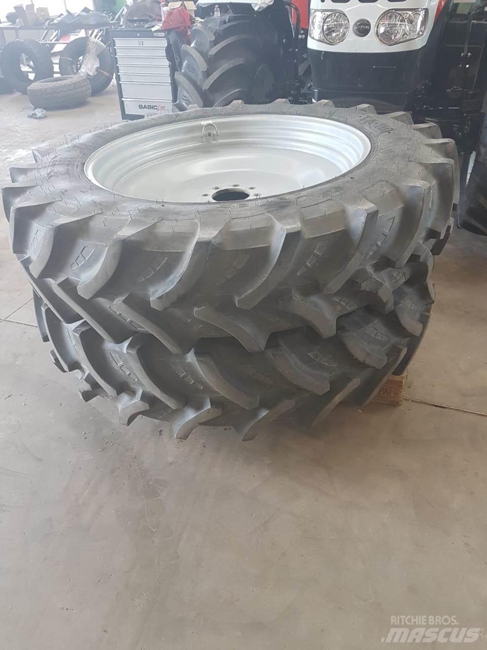 Petlas 380/85R38 Dekk, hjul og felger