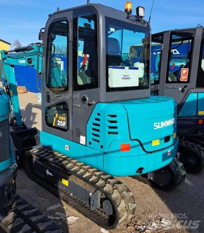 Sunward SWE25F Minigravere <7t