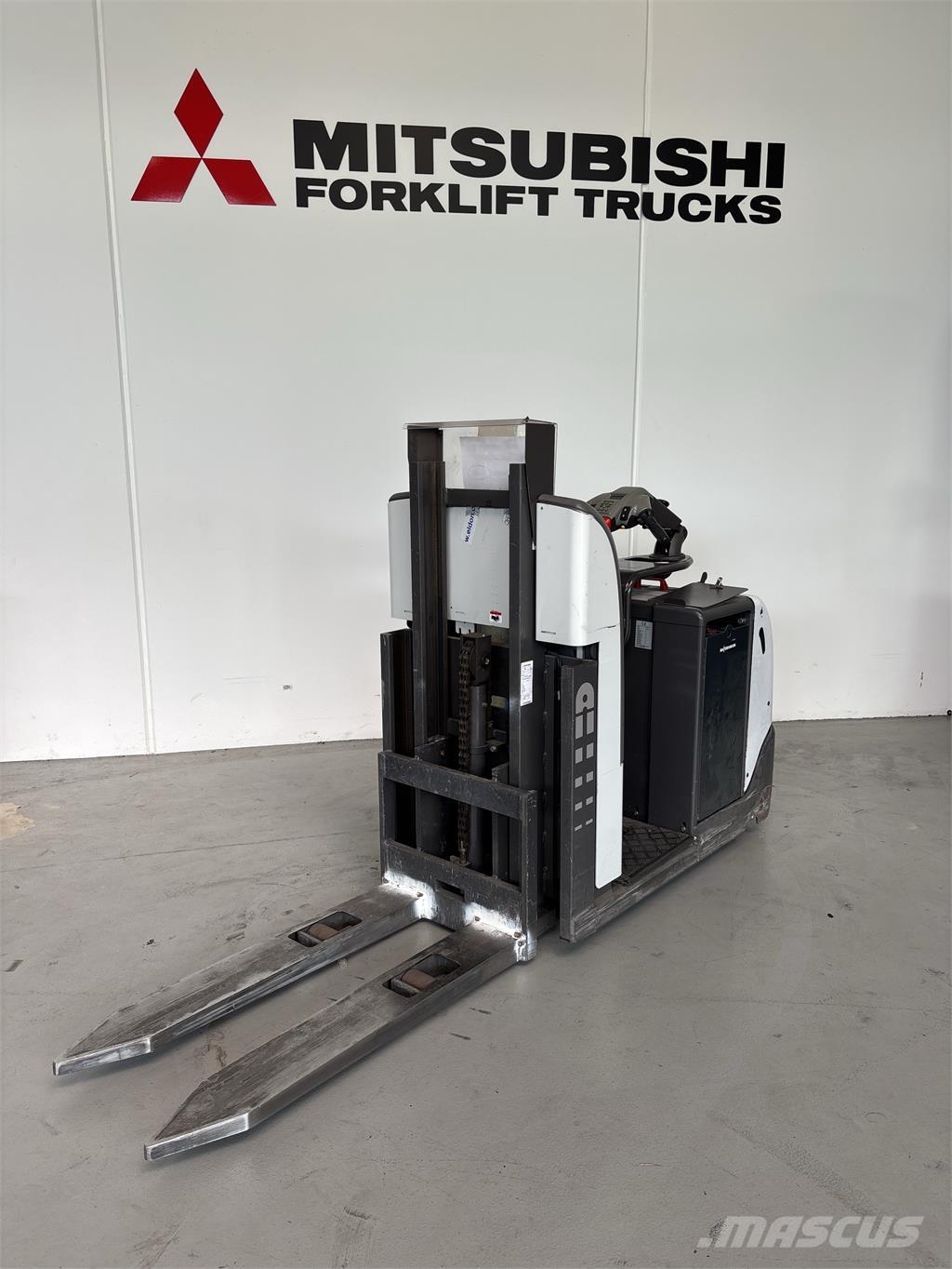 Atlet PPC120 Lavtløftende plukketruck