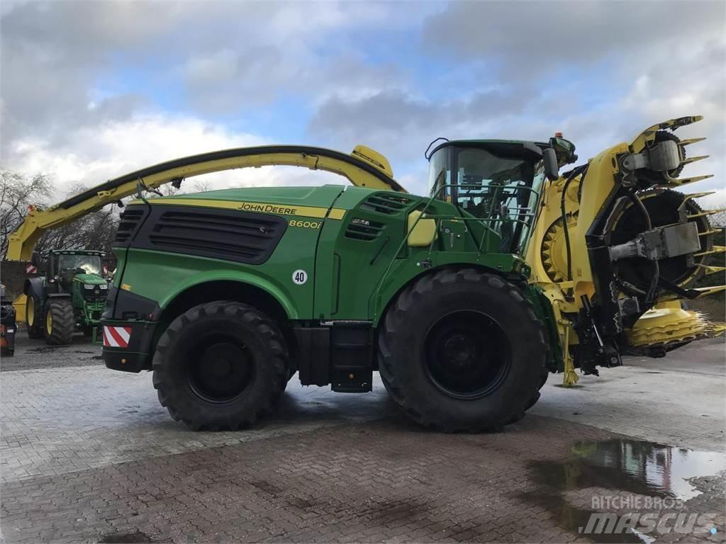 John Deere 8600 Selvdrevne fôrhøstere