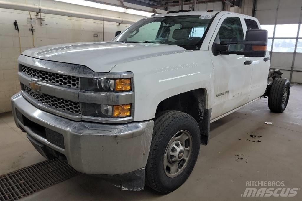 Chevrolet 2500 HD Chassis