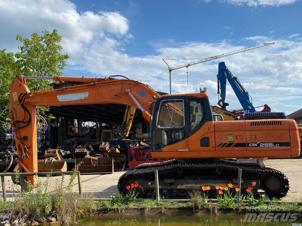 Doosan DX 255 NLC Beltegraver