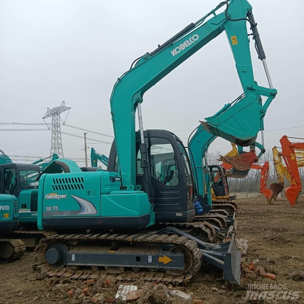 Kobelco SK75-8 Midigravere 7 - 12t