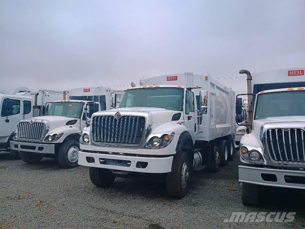 International SF667 Renovasjonsbil