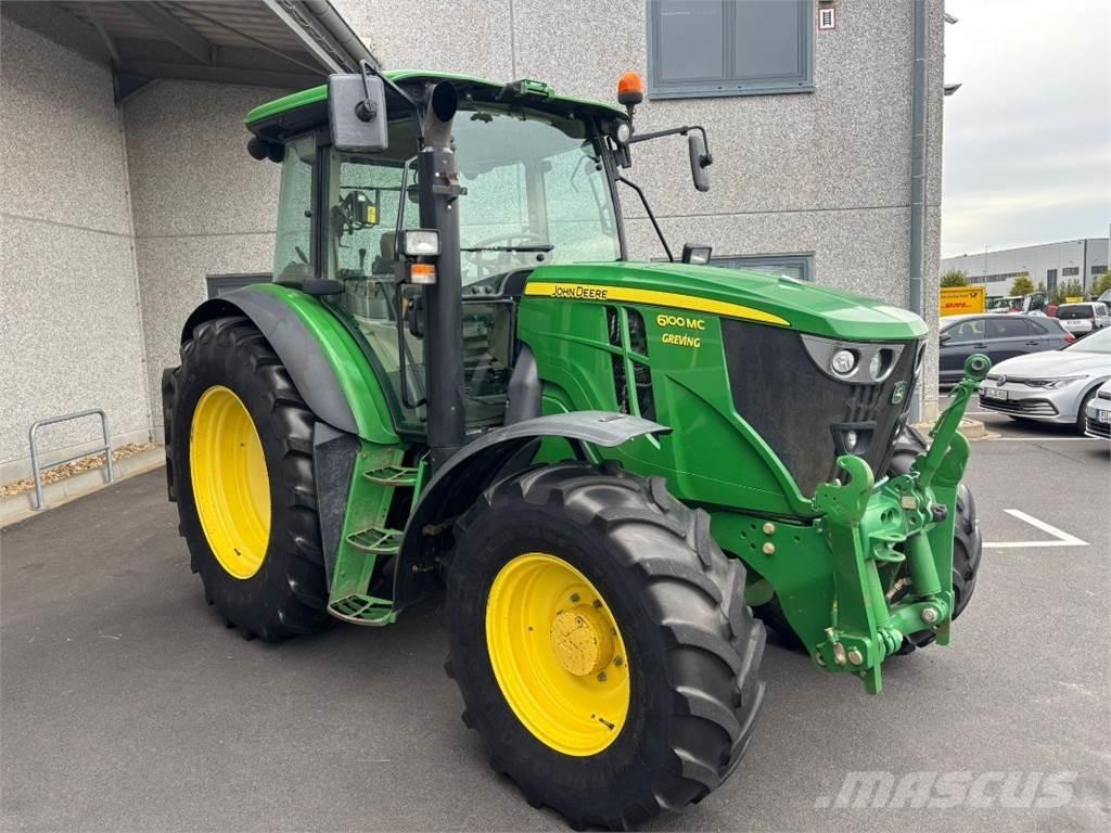 John Deere 6100MC Traktorer