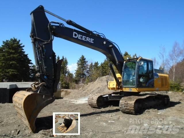 John Deere 210 GLC Beltegraver
