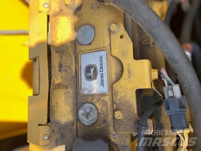 John Deere 210 GLC Beltegraver